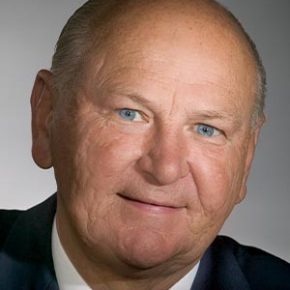 Wayne Huzienga